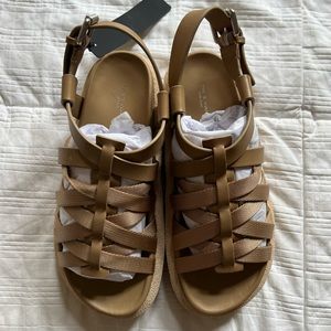 BRAND NEW NIB Rag and Bone Park Sandal Biscotti Size 38, with dust bag.